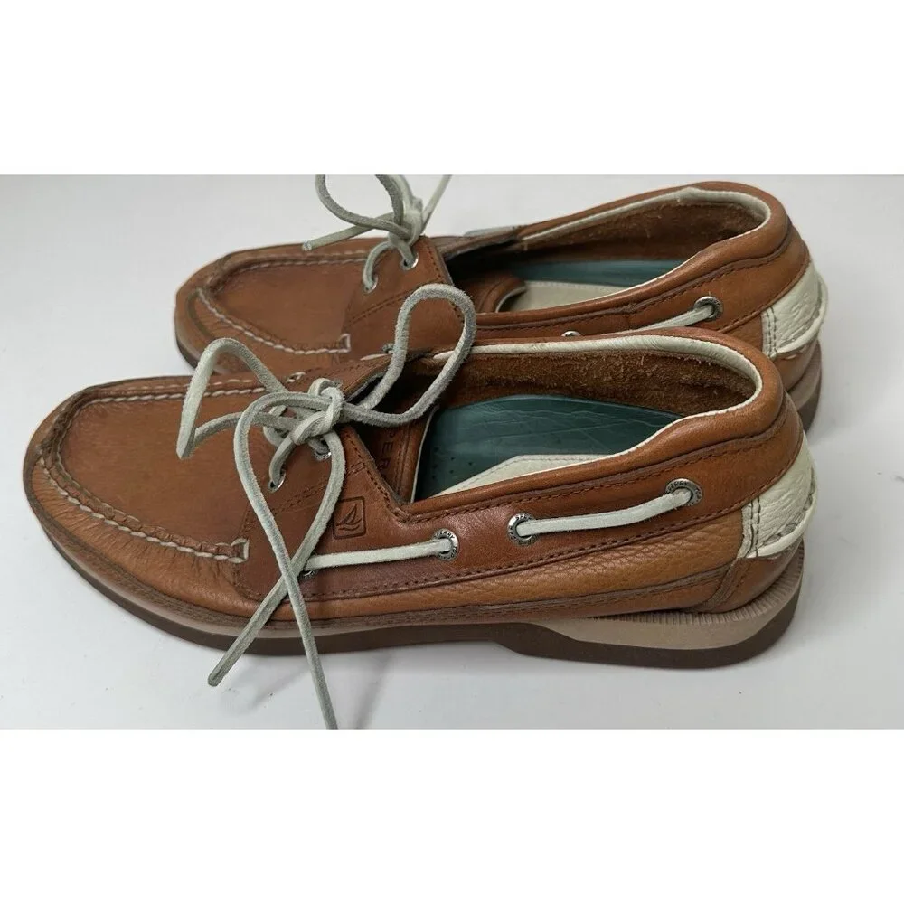 Sperry men’s top